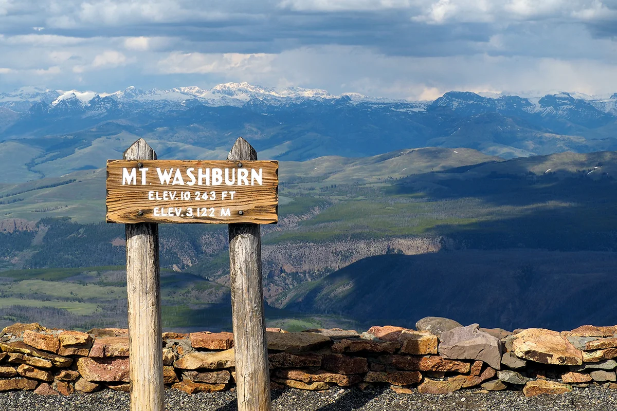 Featured image for “5 Hiking Trails Every American Should Visit”